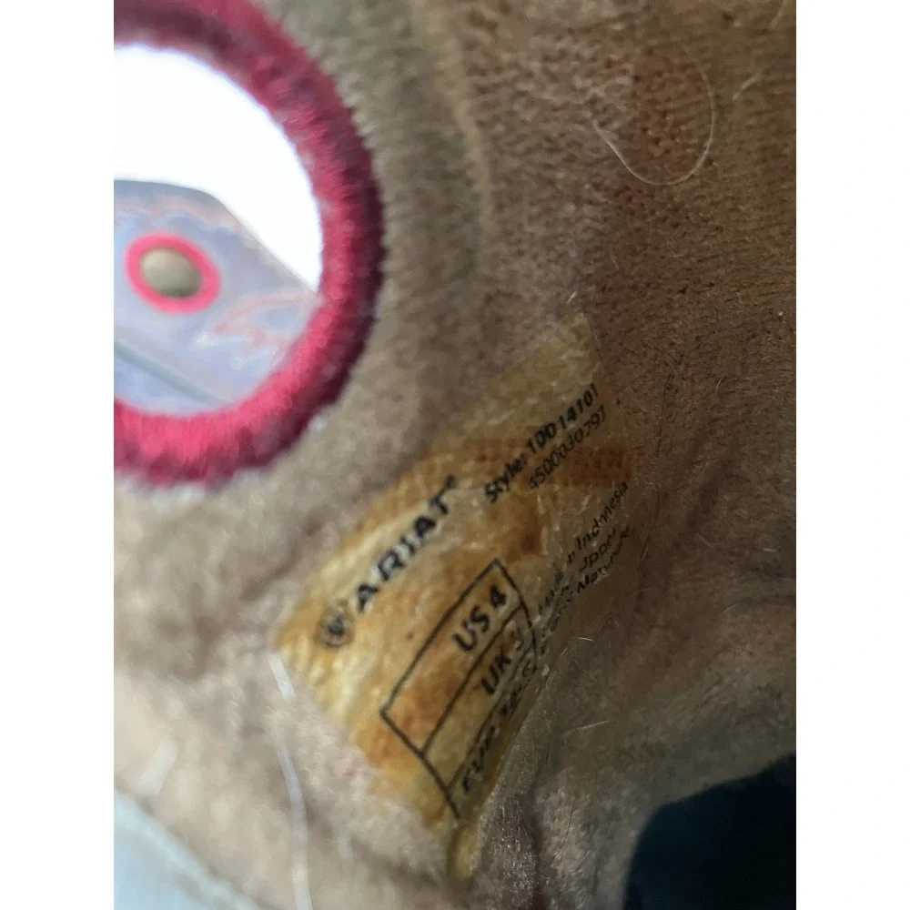 Ariat Youth Roughstock Western Boot US Size 4 Style 10014101